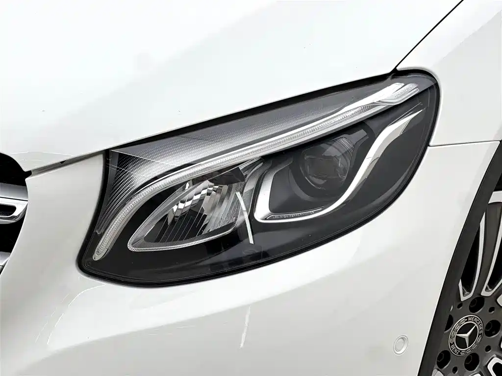 Mercedes-Benz GLC 2017 GLC 200 4MATIC фото 15