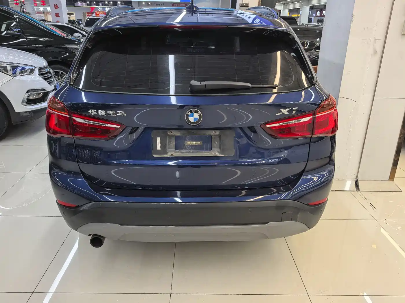 BMW X1 2018 sDrive18Li Fashion Model фото 4