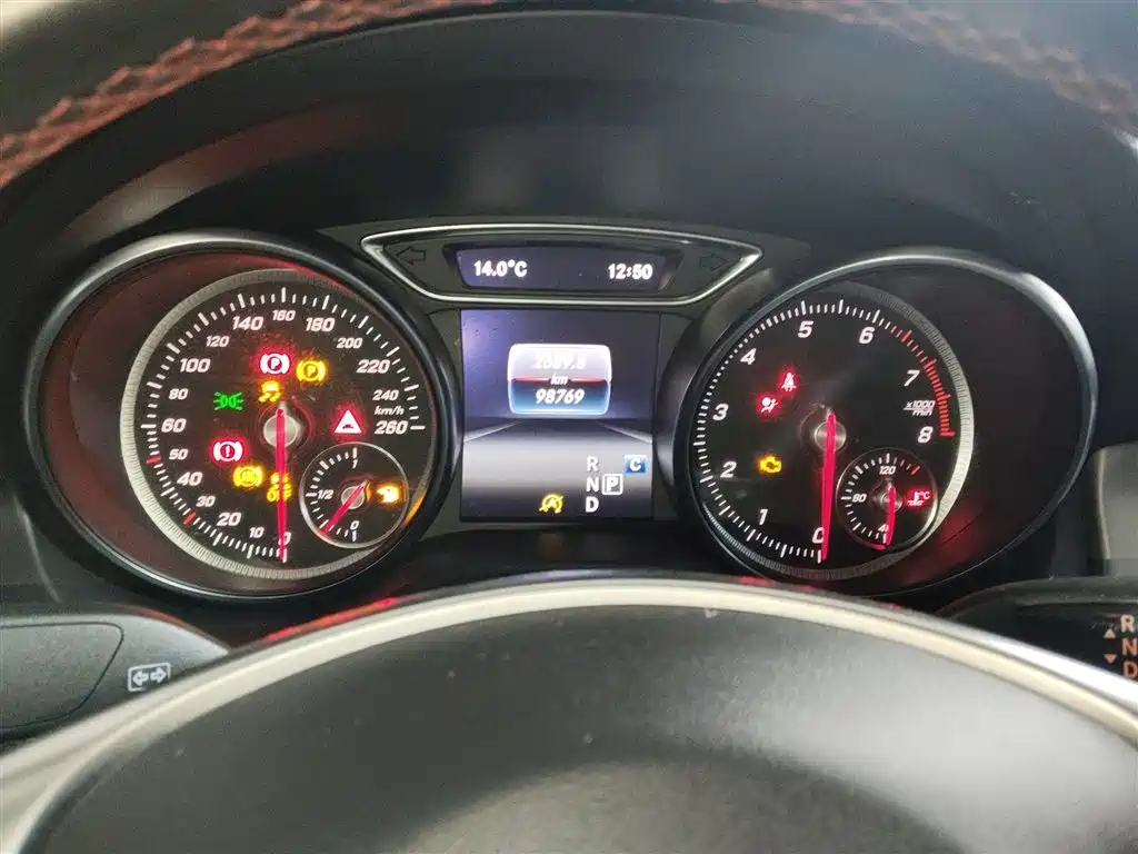 Mercedes-Benz CLA (Import) 2018 CLA 220 4MATIC фото 12