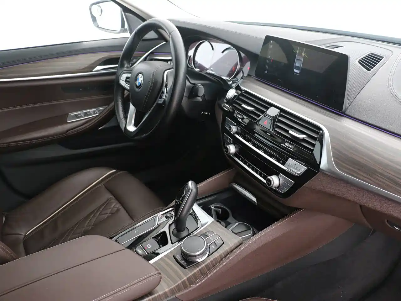 BMW 5 Series 2018 Facelift 530Li xDrive Luxury Package фото 12