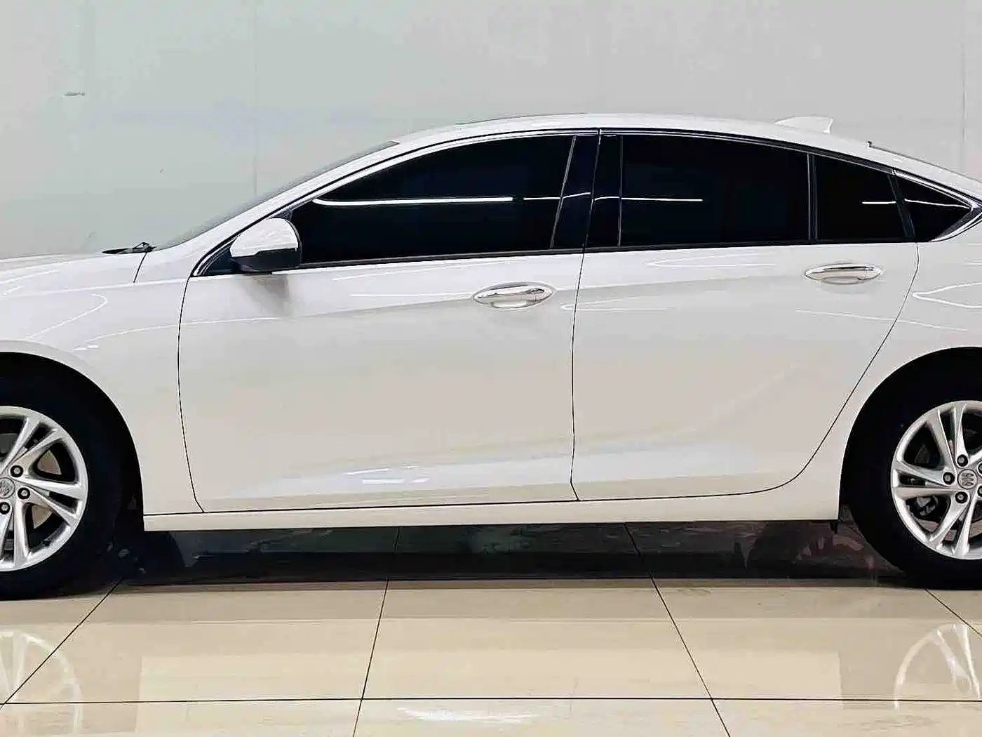Buick Regal 2024 25T Ultra Comfort Edition фото 5