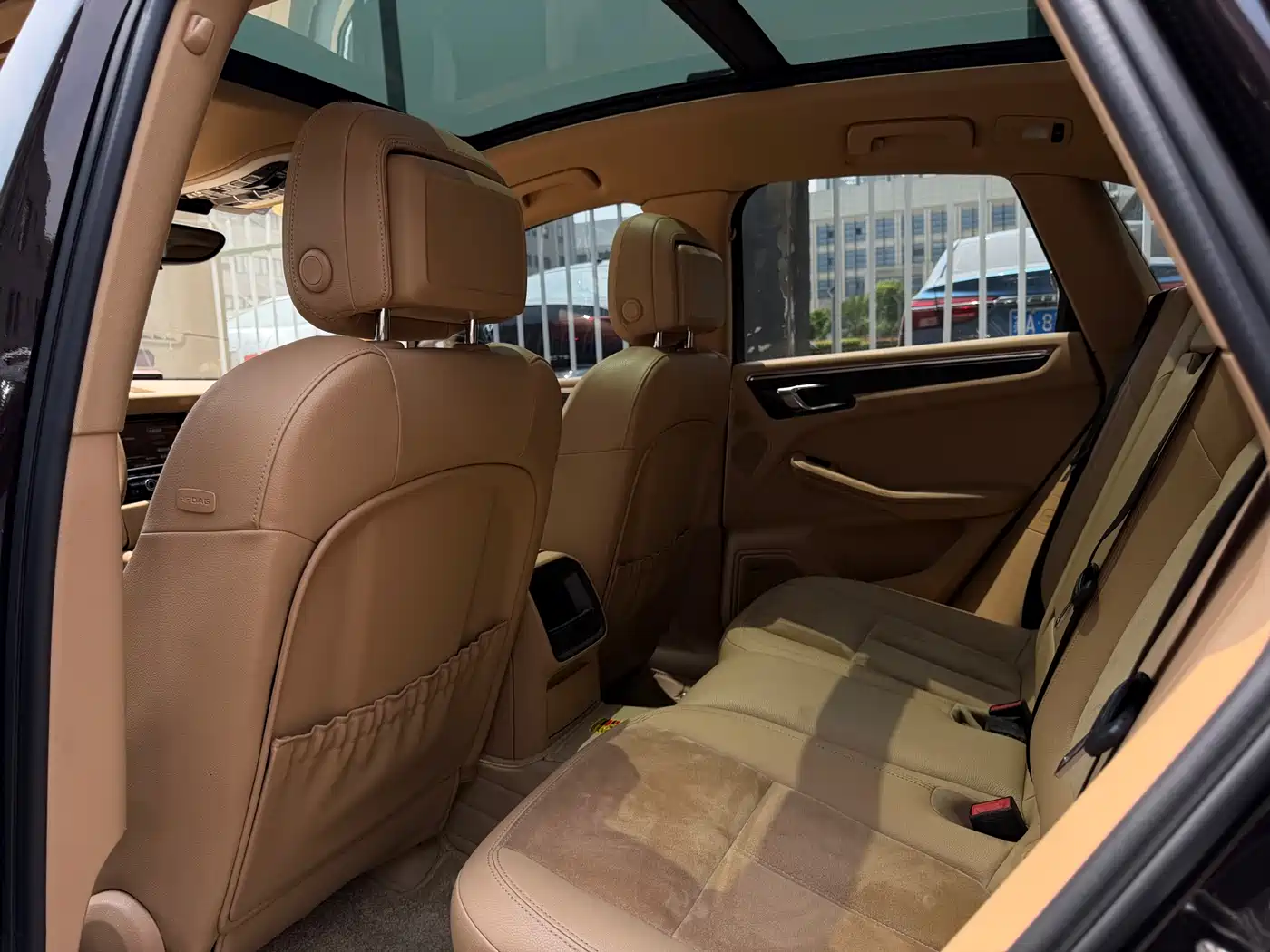 Porsche Macan 2016 Macan 2.0T фото 8