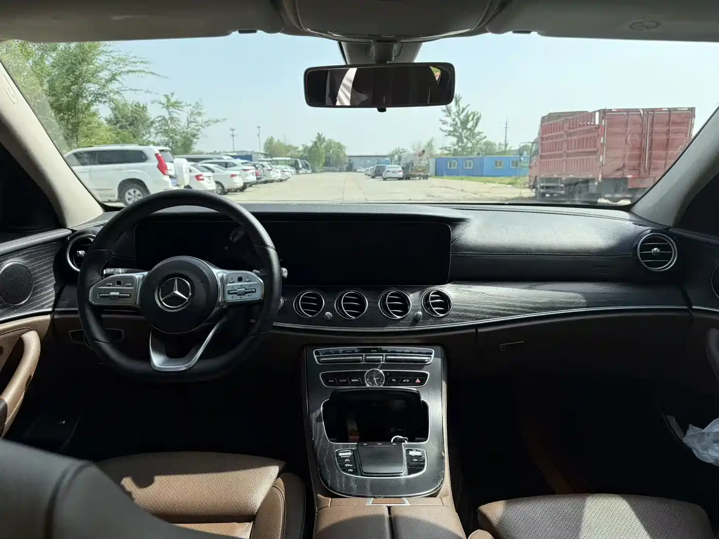 Mercedes-Benz E-Class 2020 Model E 260 L Sport фото 12