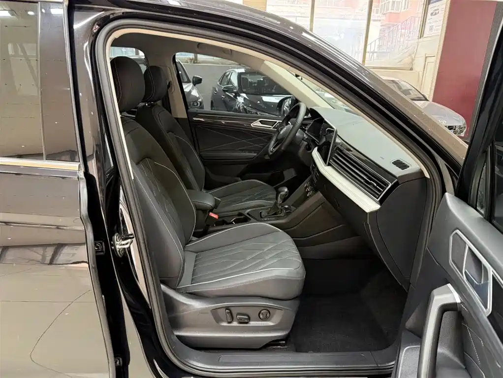 Volkswagen Tiguan L 2023 280TSI 2WD Trend Limited Edition фото 21