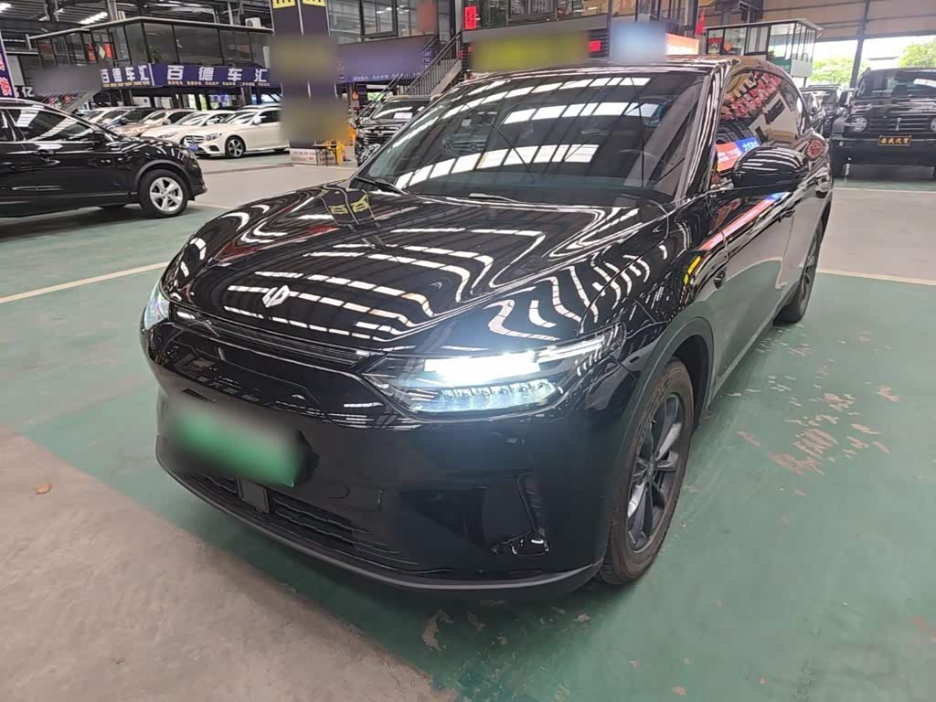 Leapmotor C11