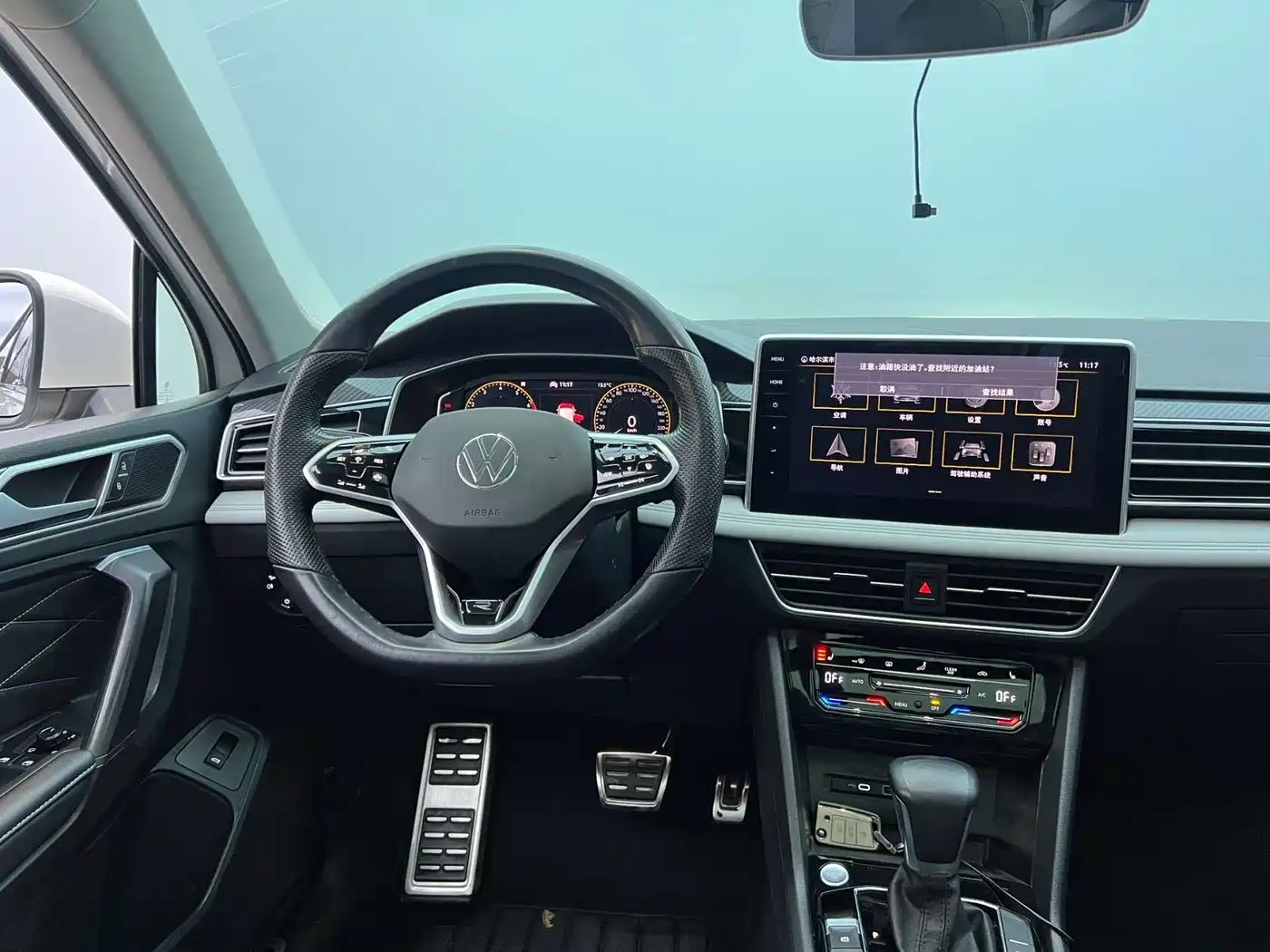 Volkswagen Tiguan L 2022 330TSI Auto 2WD R-Line Premium Edition фото 16