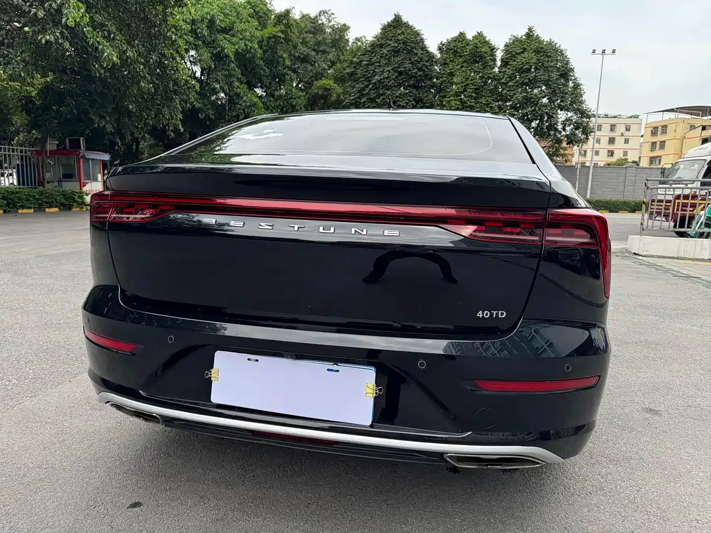 Фото 32 - Besturn B70