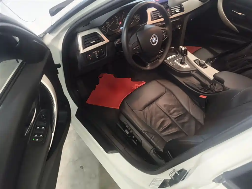 BMW 3 Series 2014 320i Fashion фото 16