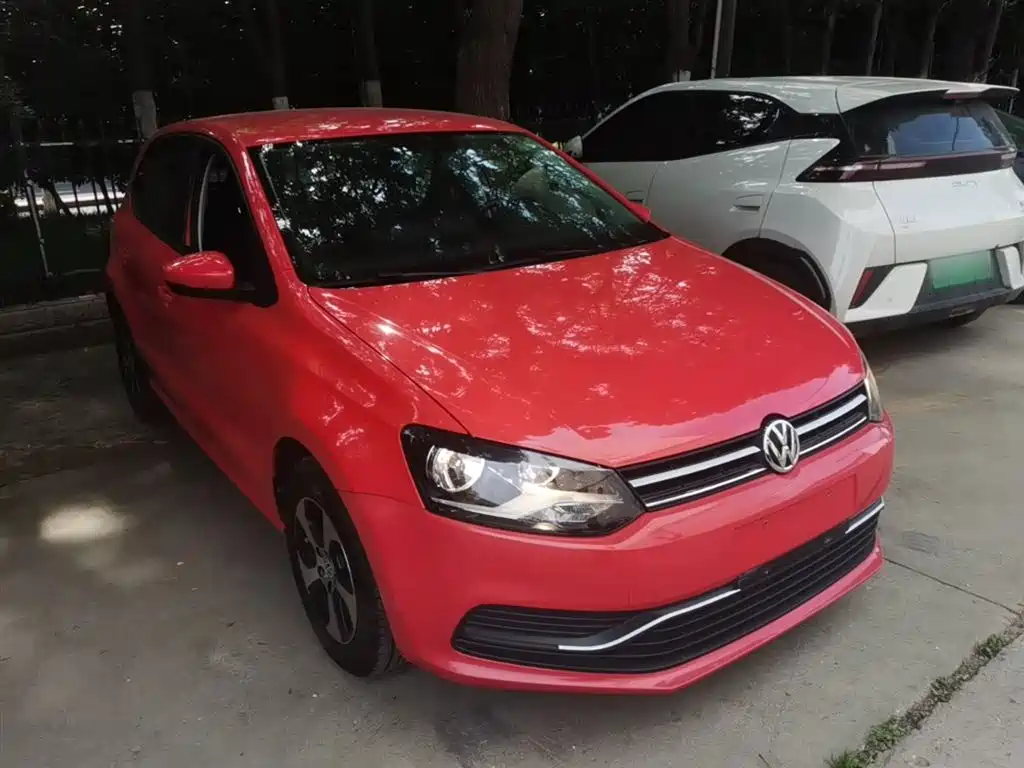 Volkswagen Polo 2016 1.4L Automatic Trend фото 4