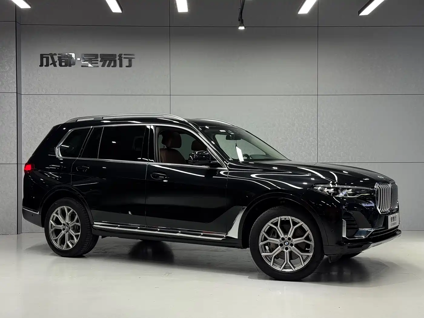 BMW X7 2020 xDrive40i Leading Luxury Package фото 12