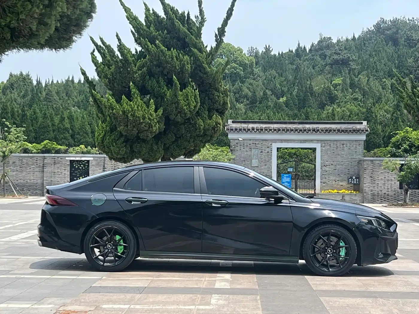 GAC Trumpchi Trumpchi Emkoo 2021 270T DCT J15 Edition фото 4