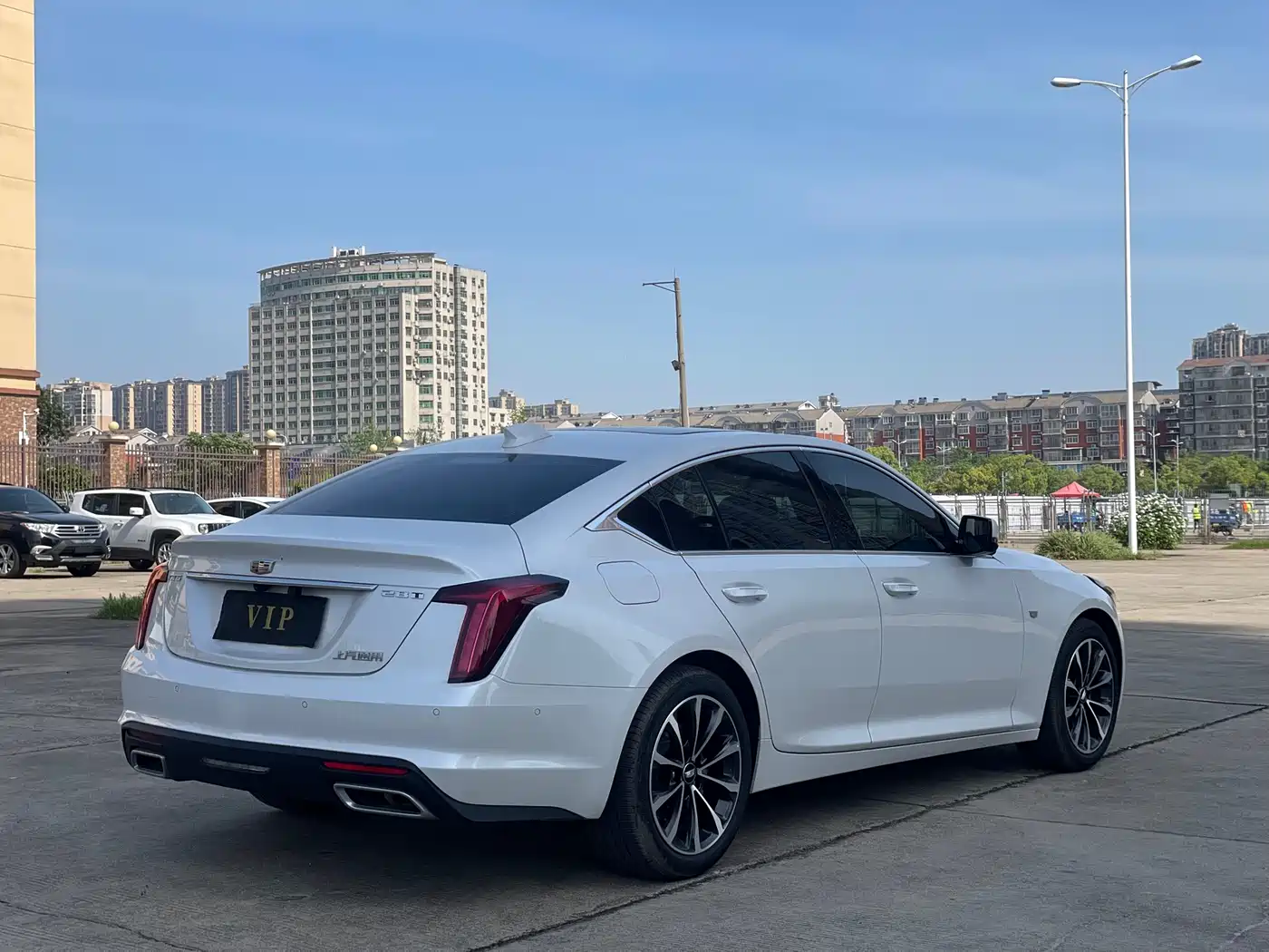 CADILLAC CT5