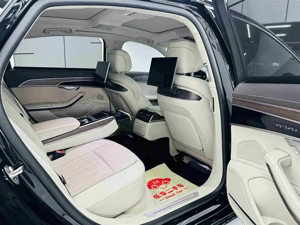 Audi A8 2023 A8L 55 TFSI quattro Flagship фото 31