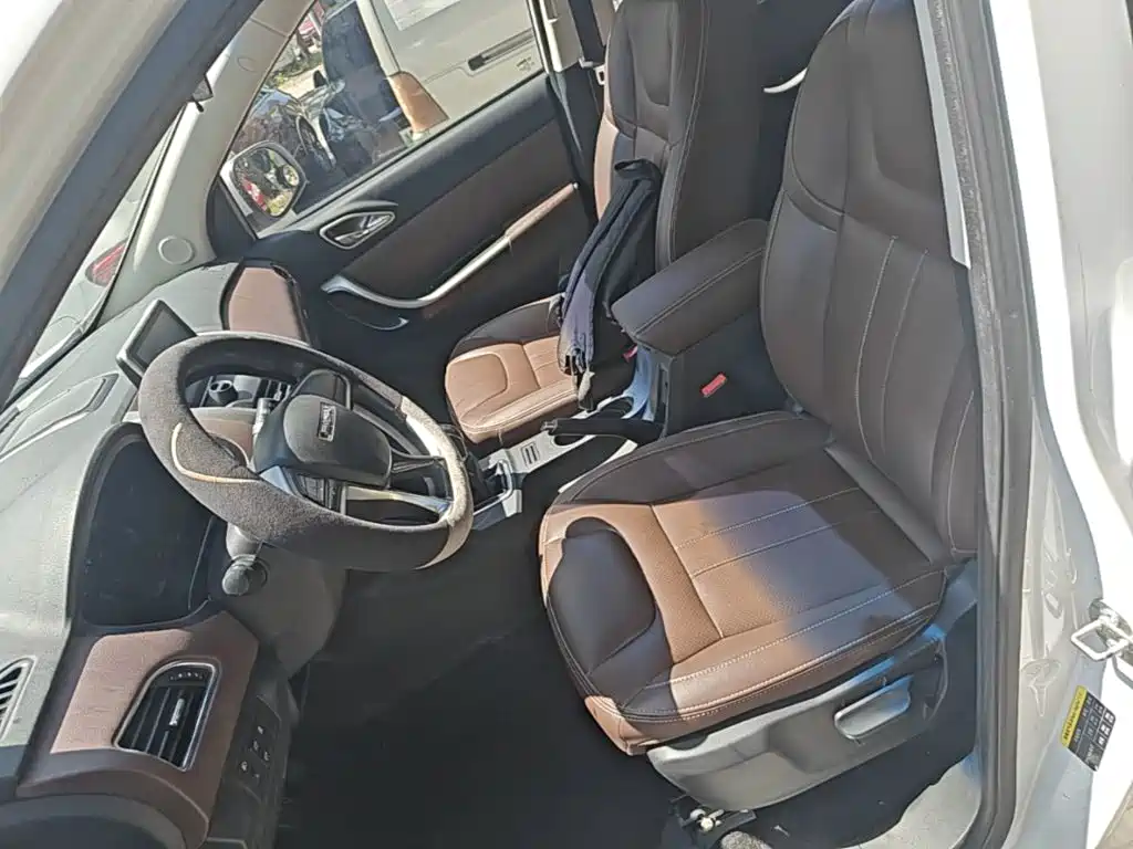 Bisu Auto Bisu T5 2017 2017 1.5T Manual Luxury