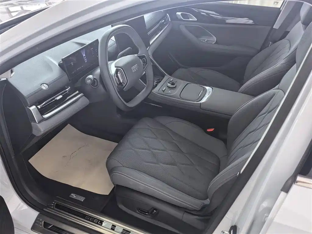 Geely Galaxy Galaxy A7 2025 2025 EM-i 70km Explorer Edition