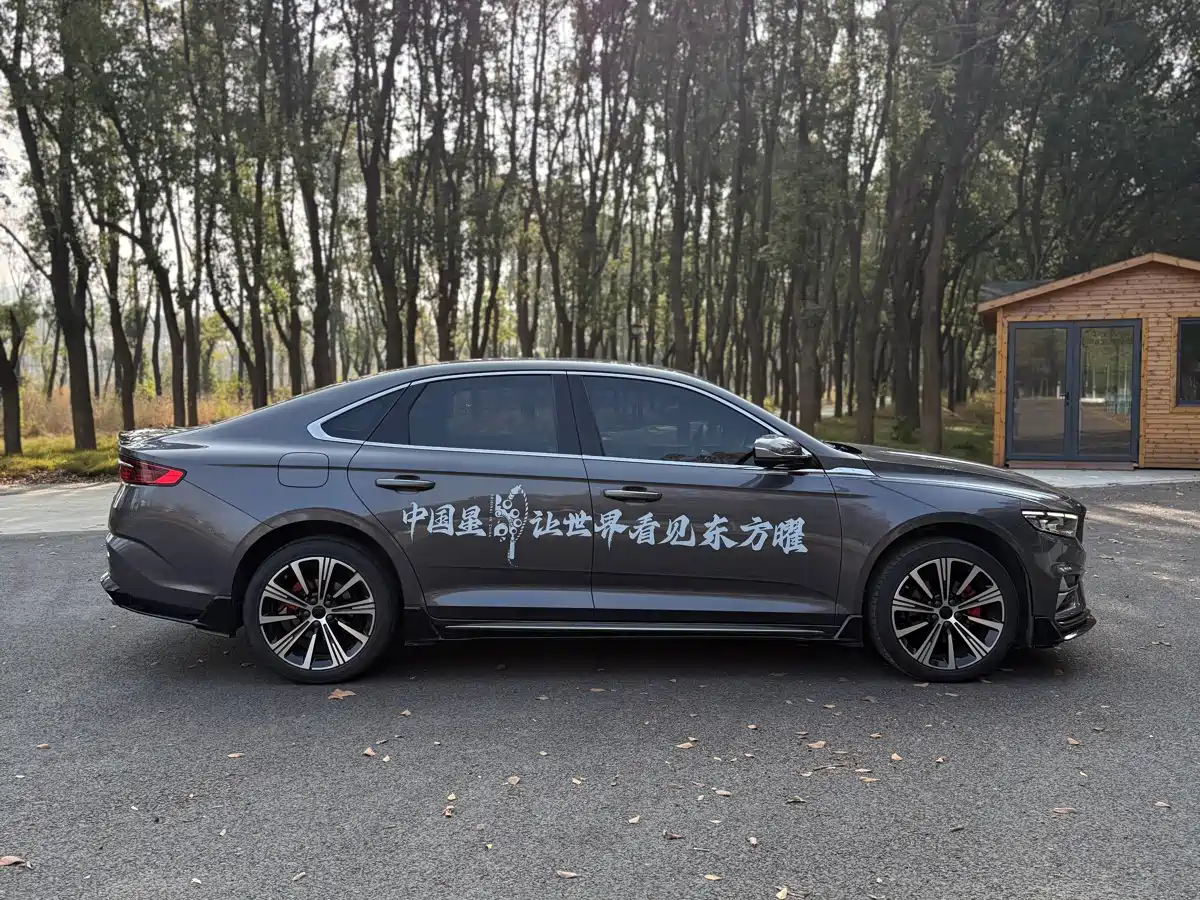 Фото 7 - Geely Preface