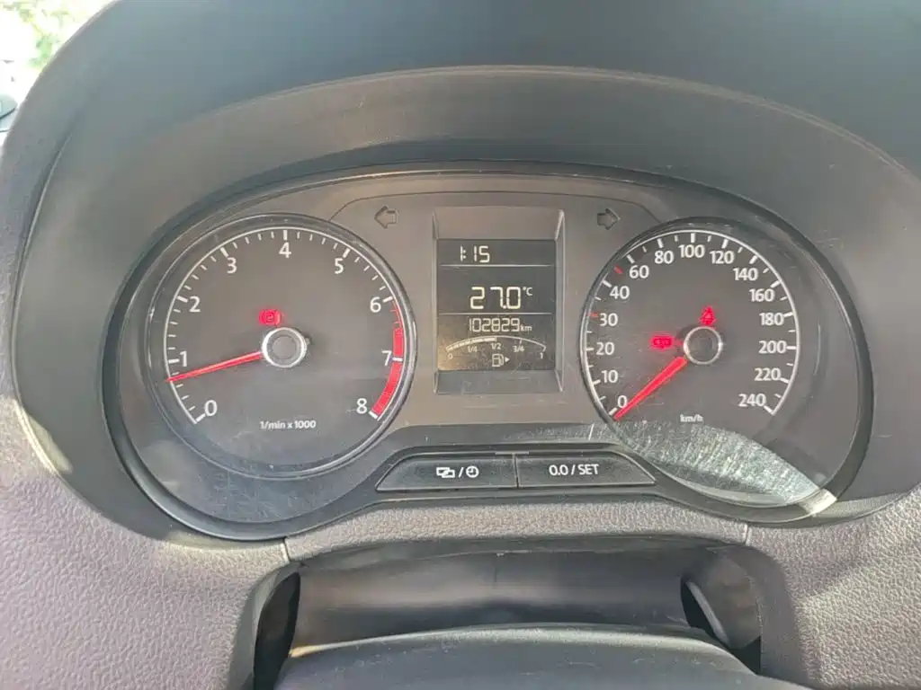 Volkswagen Polo 2015 2016 1.4L Manual Trend