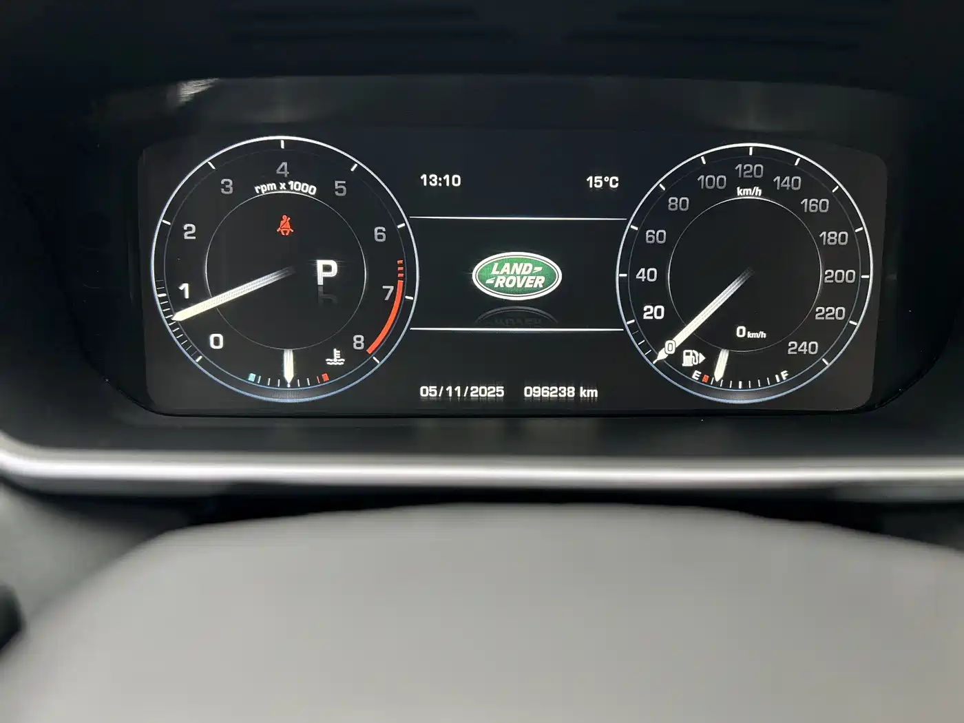 Land Rover Range Rover Sport 2016 Model 3.0 SC V6 SE фото 8