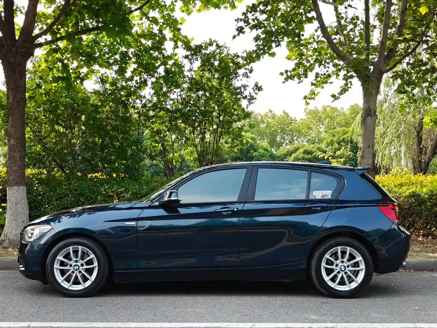 BMW 1 Series (Import) 2013 Facelift 118i Leading Model фото 2