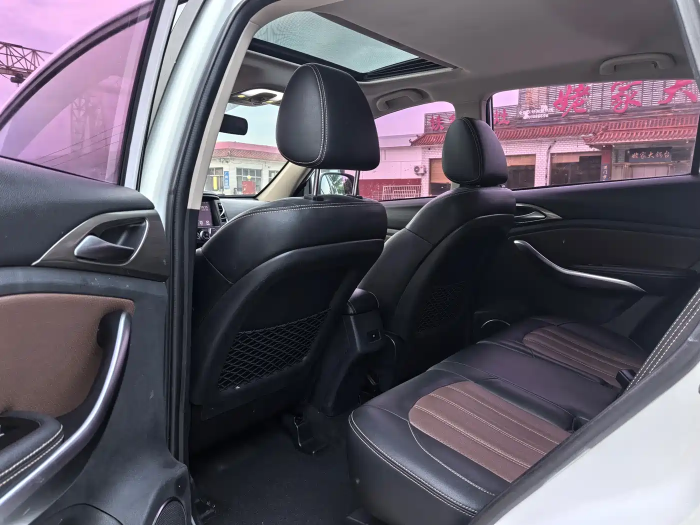 BYD Song 2016 Unrivaled Edition 1.5TI Manual Elite Edition фото 13