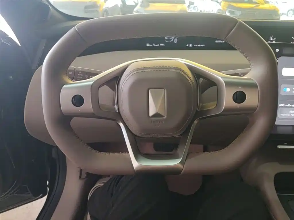 Avatr 12 2025 Facelift Ultra EV AWD фото 11