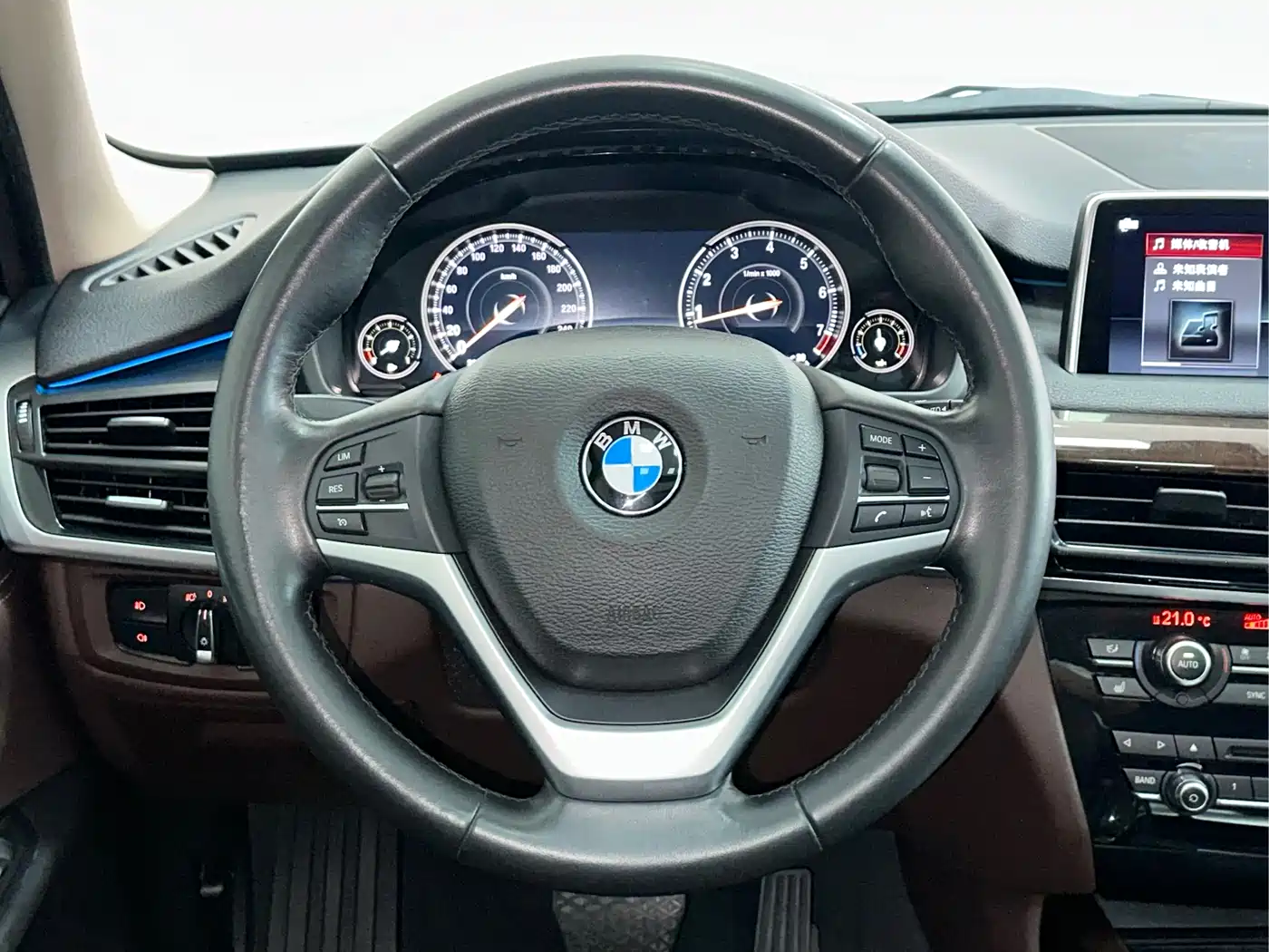 BMW X5 (Import) 2017 xDrive28i фото 16