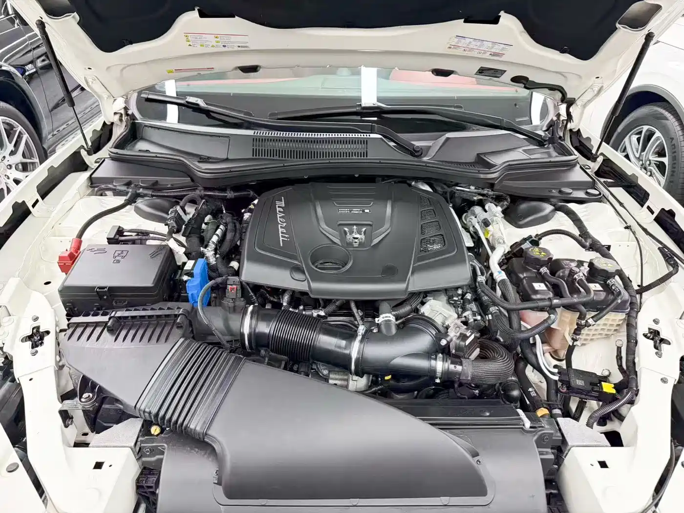 Maserati Ghibli 2021 2022 2.0T GT Edge Edition