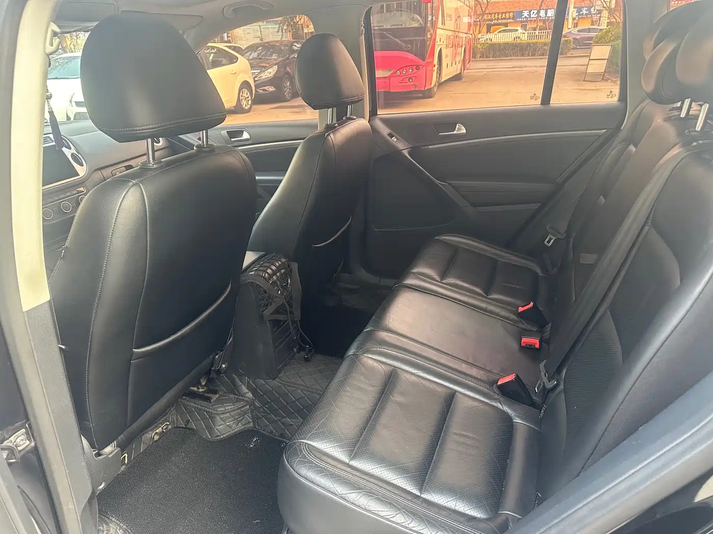 Volkswagen Tiguan 2013 1.8TSI Auto 4WD Luxury фото 7
