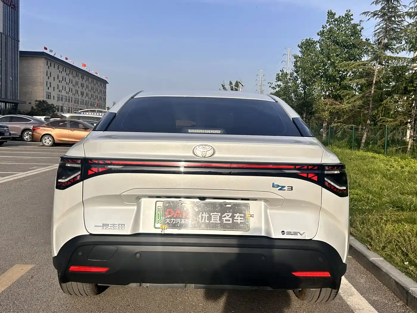 Toyota bZ3 2023 517km Elite PRO фото 14