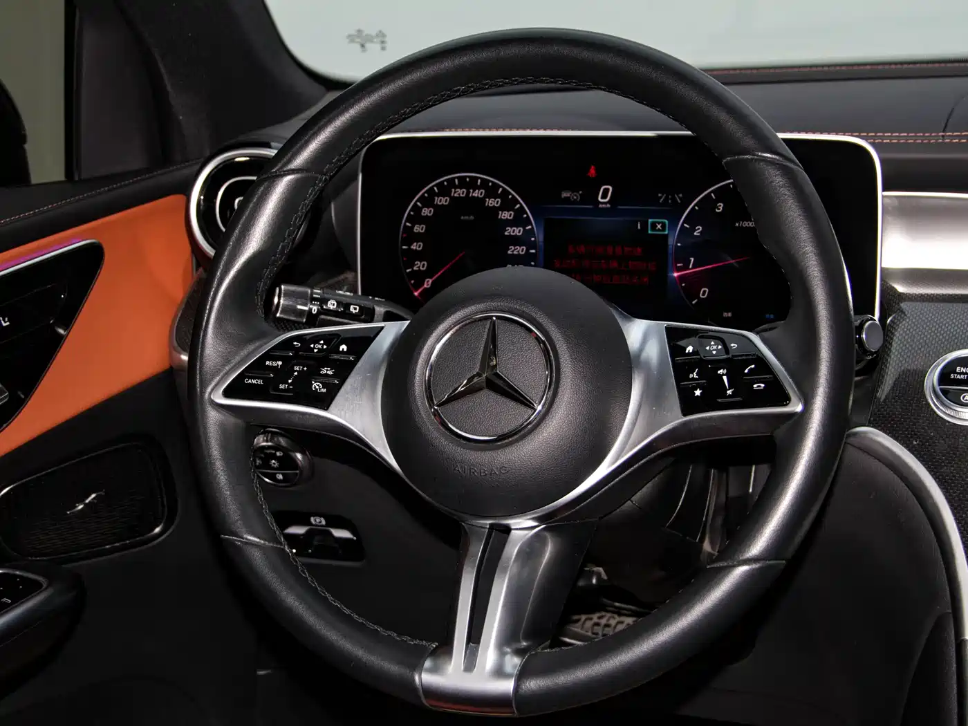 Mercedes-Benz GLC 2023 GLC 260 L 4MATIC Sport 5-seater фото 3