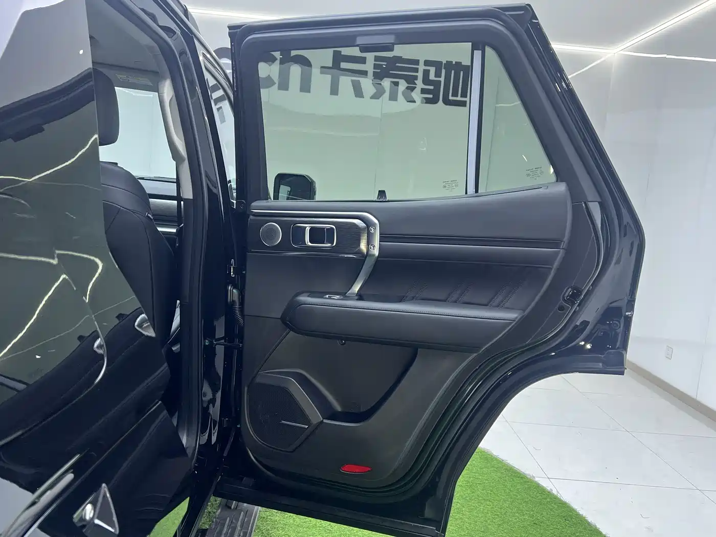 TANK TANK 400 NEW ENERGY