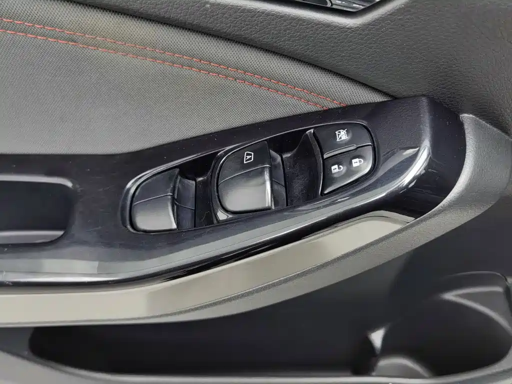 Venucia T70 2018 2018 1.6L Manual Smart Fun Edition