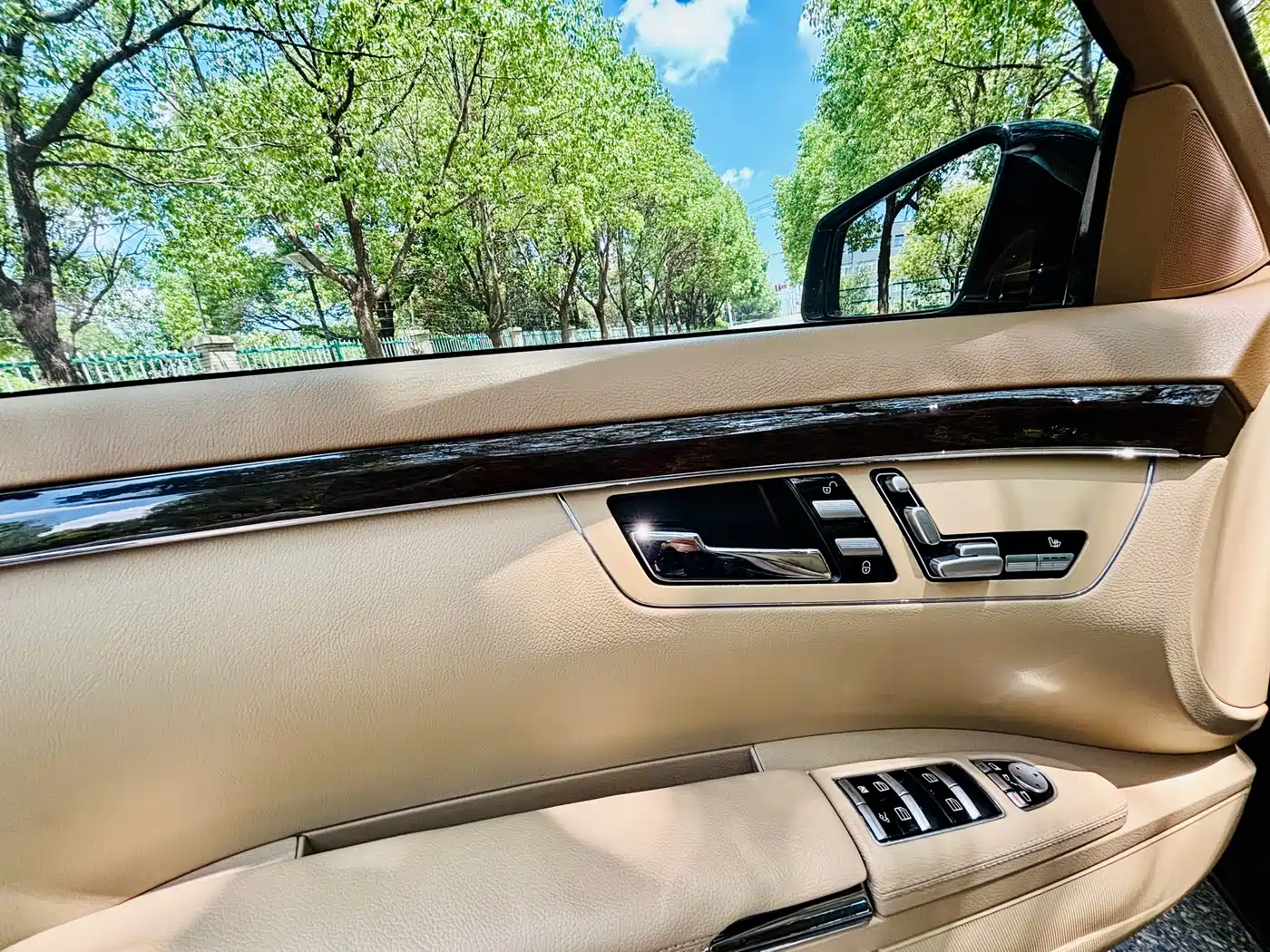 Mercedes-Benz S-Class 2012 S 300 L Business Grand Edition фото 6