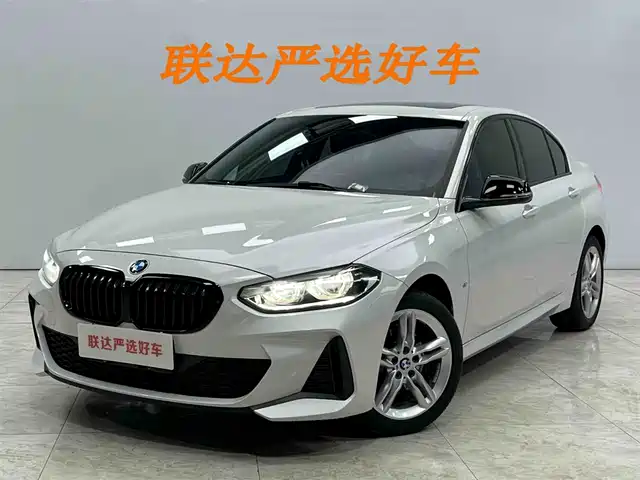 BMW 1 Series 2022 120i M Sport Shadow Edition