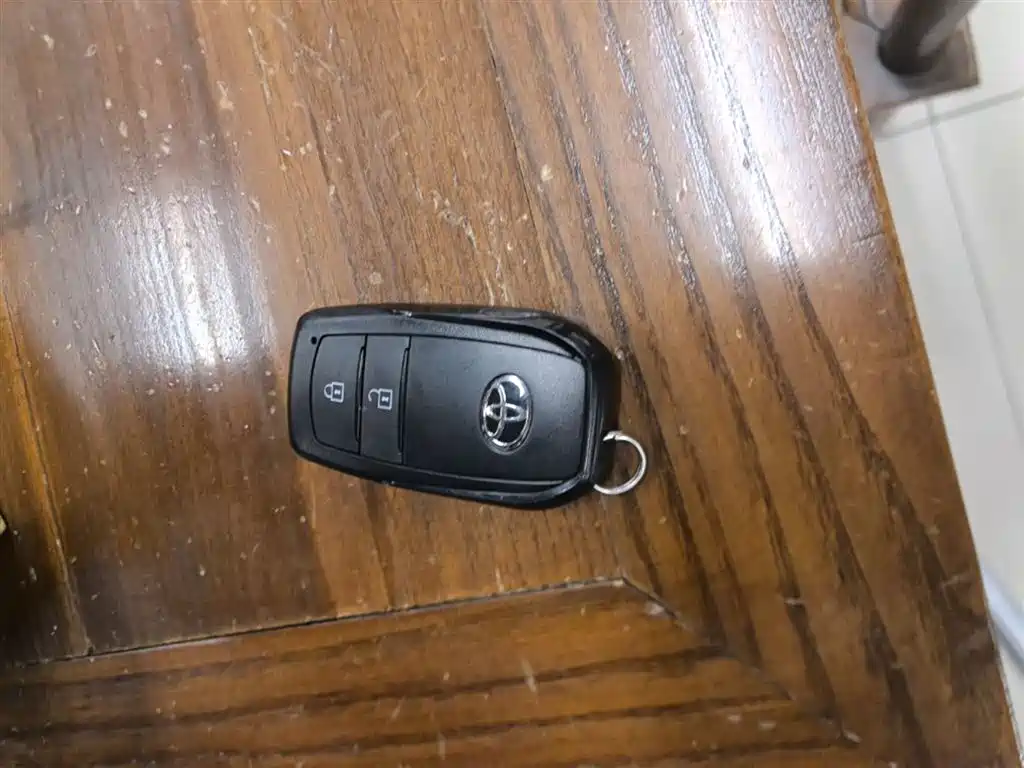 Toyota Corolla Cross 2023 2.0L Elite Edition фото 9