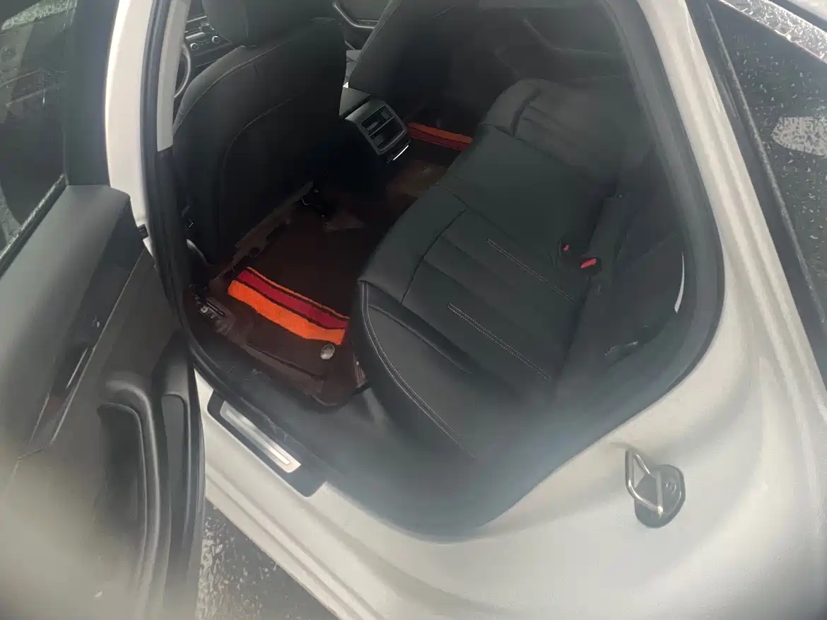 Audi A4L 2019 40 TFSI Progressive (China VI) фото 11