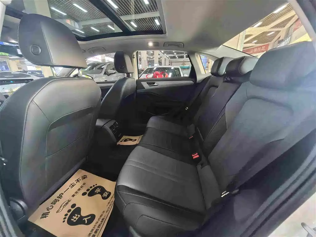 Volkswagen Sagitar 2026 2025 Facelift 300TSI DSG Beyond Edition