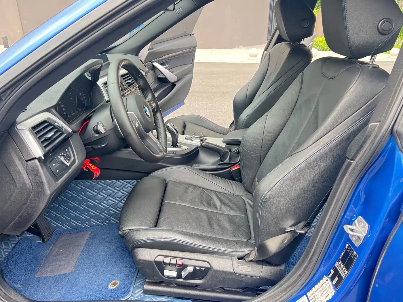 BMW 3 Series GT 2019 320i M Sport Model фото 13