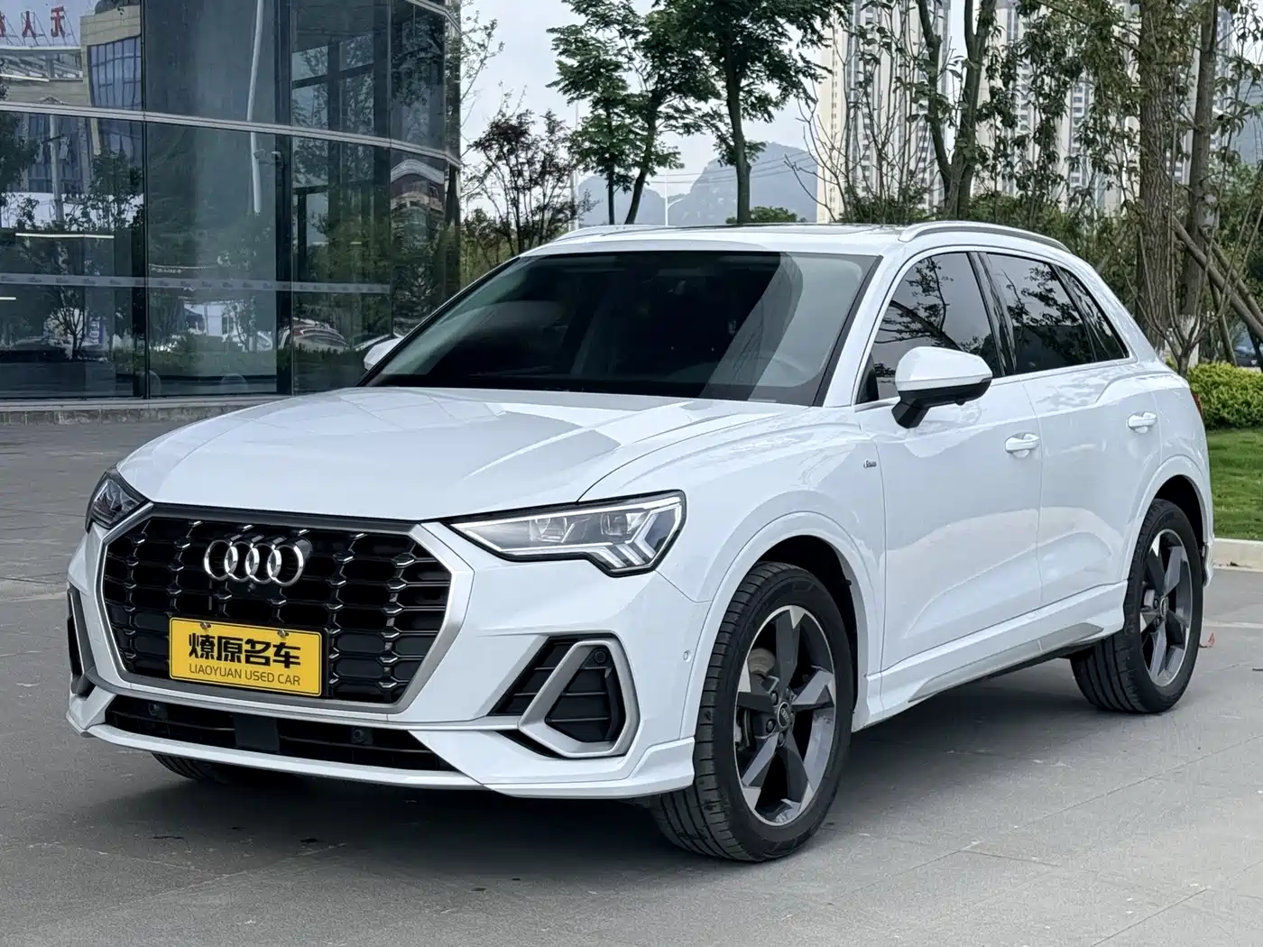 Фото 1 - Audi Q3