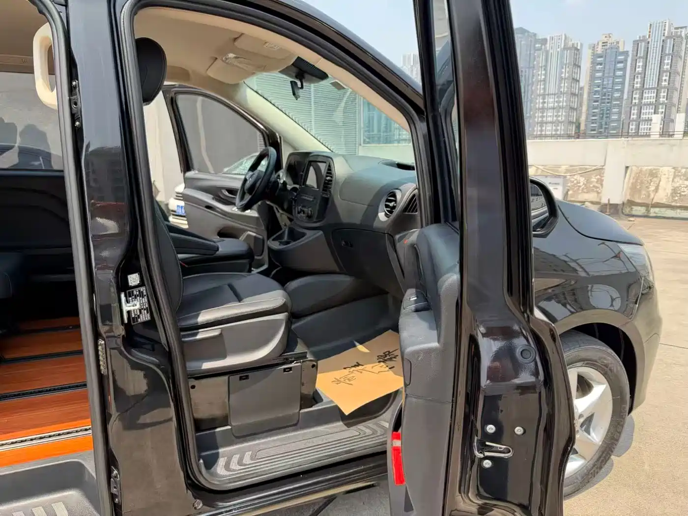 Mercedes-Benz Vito 2016 2.0T Elite Edition фото 12