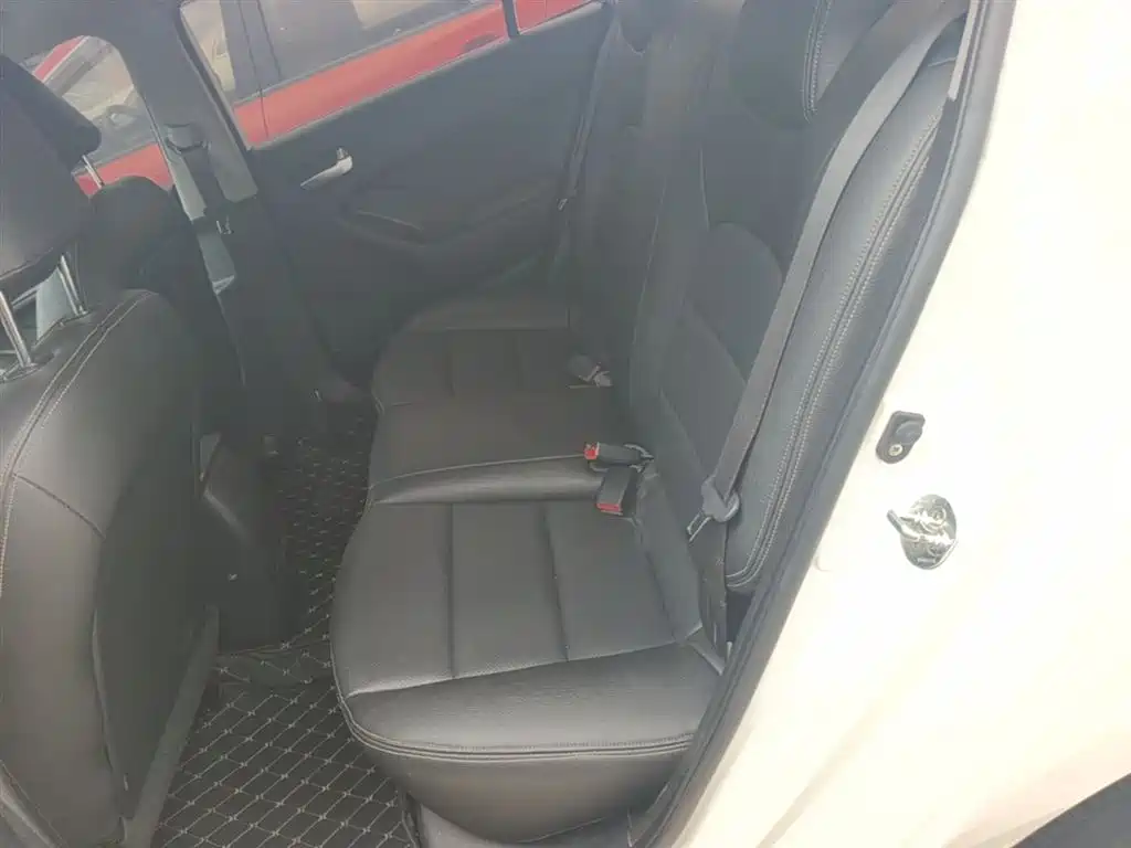 Kia K3 2015 1.6L Manual GL фото 17