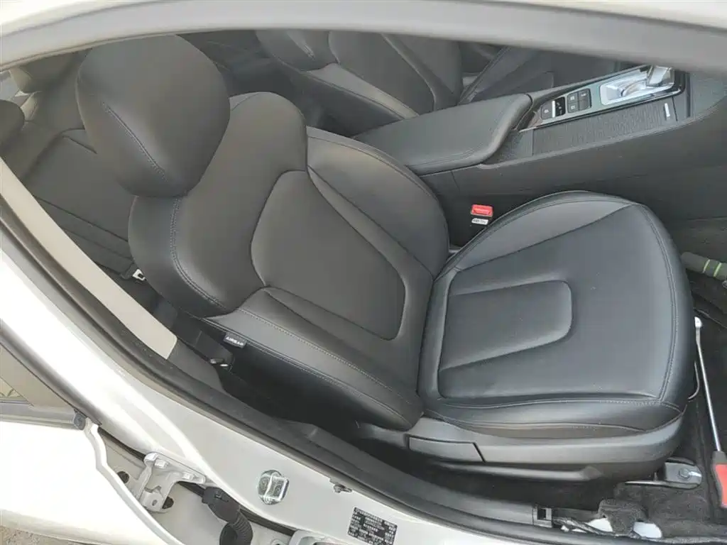 Hyundai Mistra 2021 1.8L CVT GLX Elite фото 25