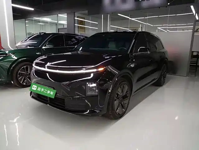Li Auto L6 2024