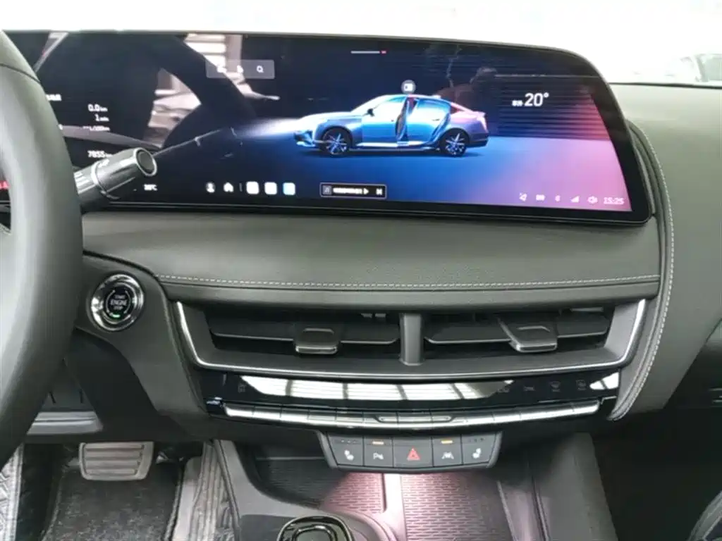 Cadillac CT5 2024 28T Luxury Model Pro фото 13