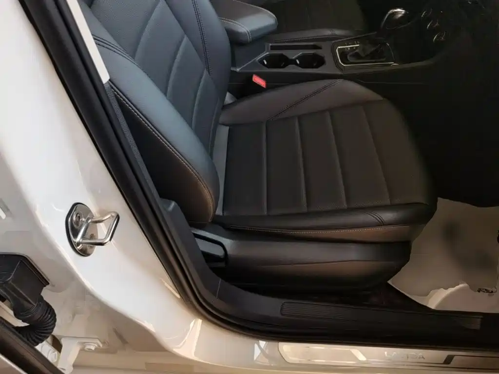 Volkswagen Lavida, миниатюра 20