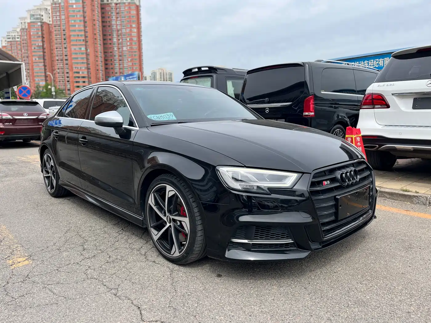 Audi S3 2019 Audi S3 2.0T Limousine фото 3