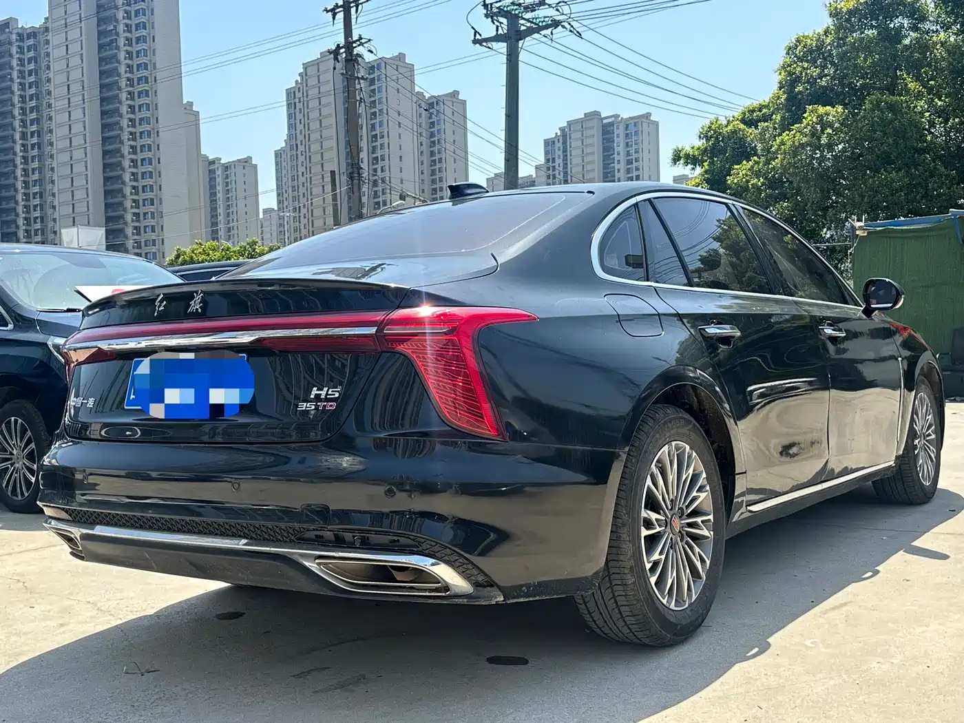 Hongqi H5 2023 1.5T DCT Smart Connect Flag Rhythm фото 16