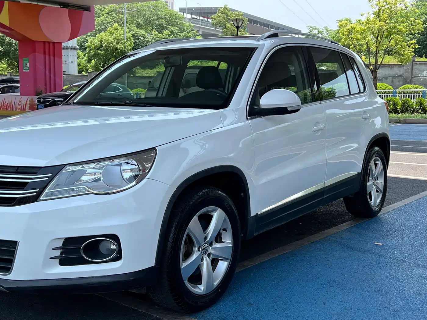 Volkswagen Tiguan 2012 1.8TSI Automatic 4WD Elite Edition фото 2