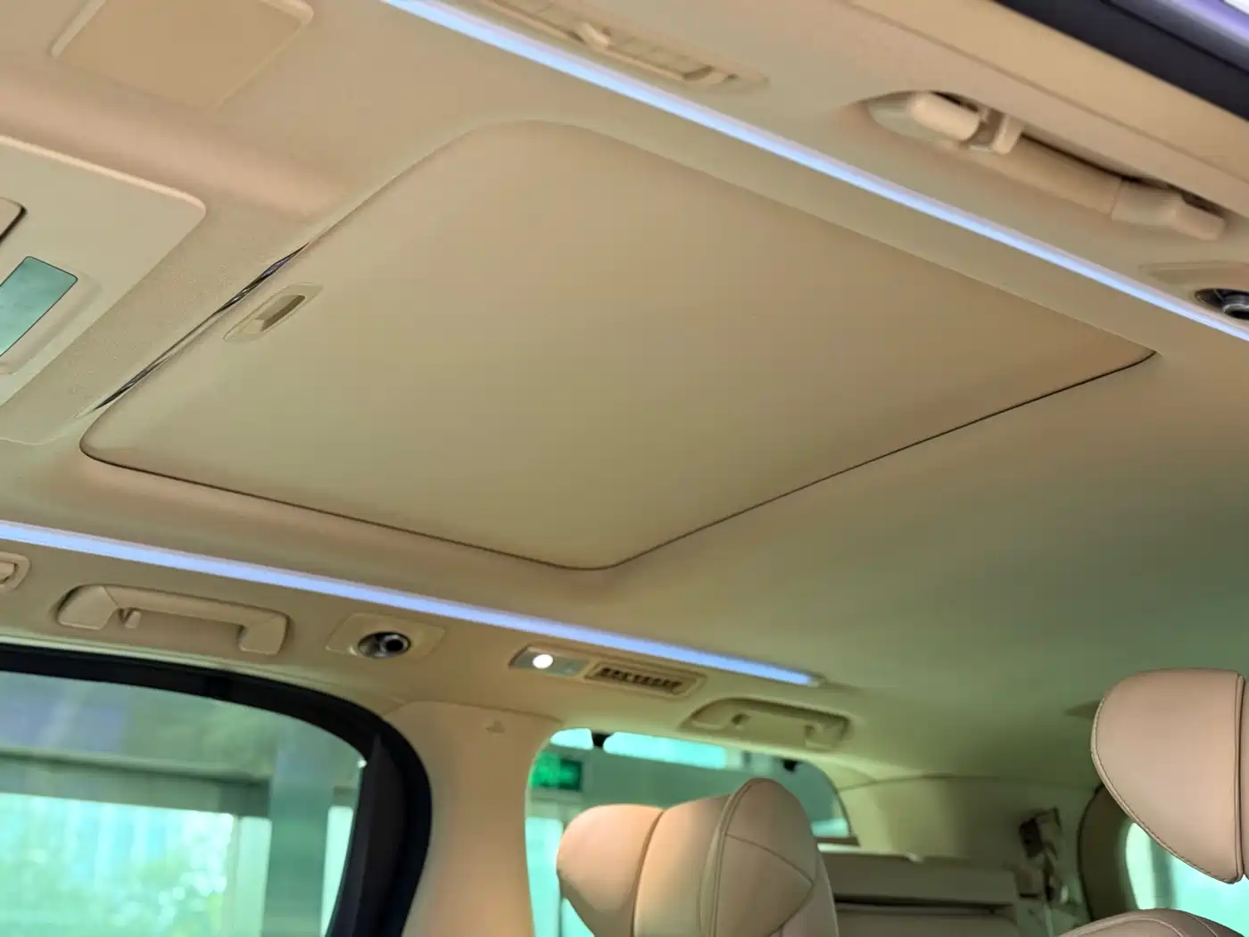 Toyota Alphard 2021 Hybrid 2.5L Premium фото 14