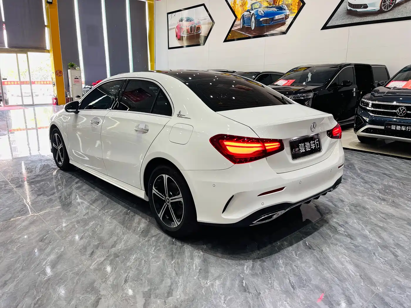 Mercedes-Benz A-Class 2025 A 200 L Fashion Edition фото 9